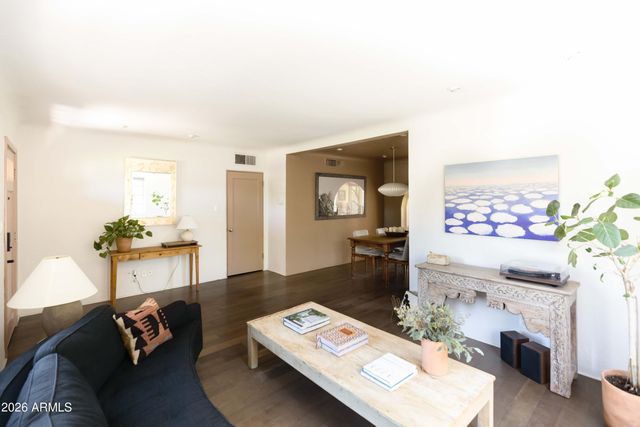 217 W CAMPBELL Avenue, Phoenix, AZ 85013