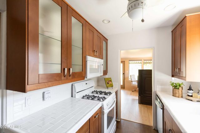 217 W CAMPBELL Avenue, Phoenix, AZ 85013