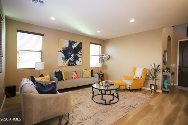 114 E Prescott Drive, Chandler, AZ 85249