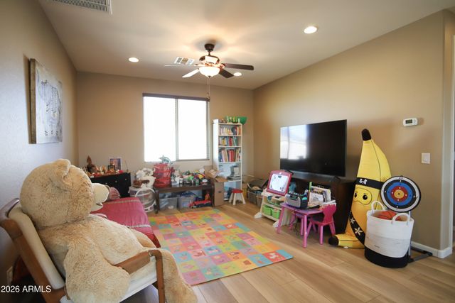 114 E Prescott Drive, Chandler, AZ 85249