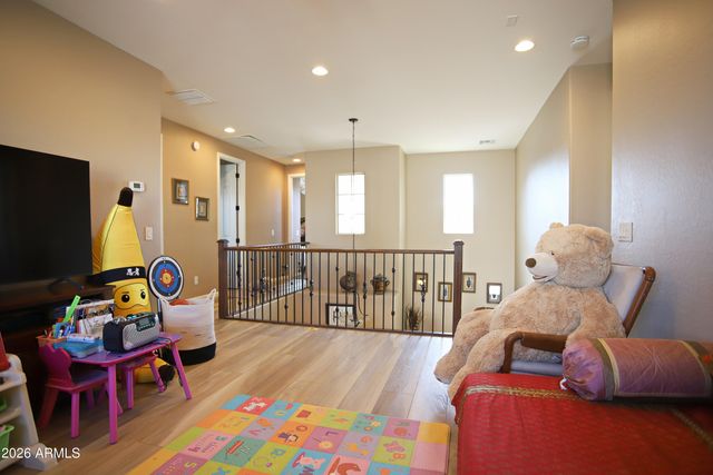 114 E Prescott Drive, Chandler, AZ 85249