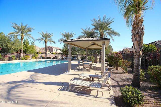 114 E Prescott Drive, Chandler, AZ 85249