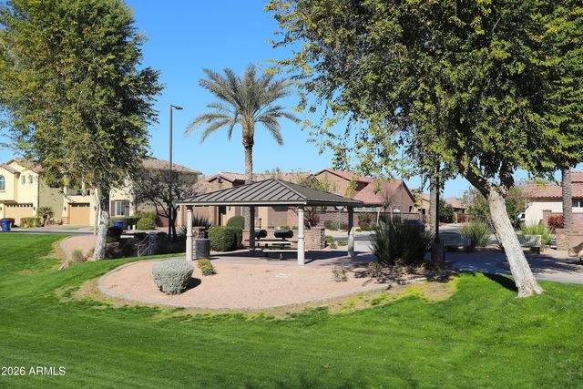 114 E Prescott Drive, Chandler, AZ 85249