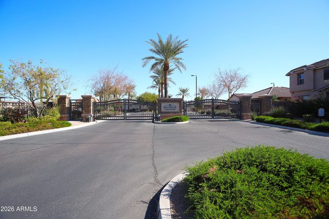 114 E Prescott Drive, Chandler, AZ 85249