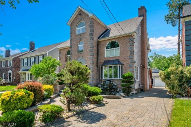 1010 Coolidge Rd, Elizabeth City, NJ 07208