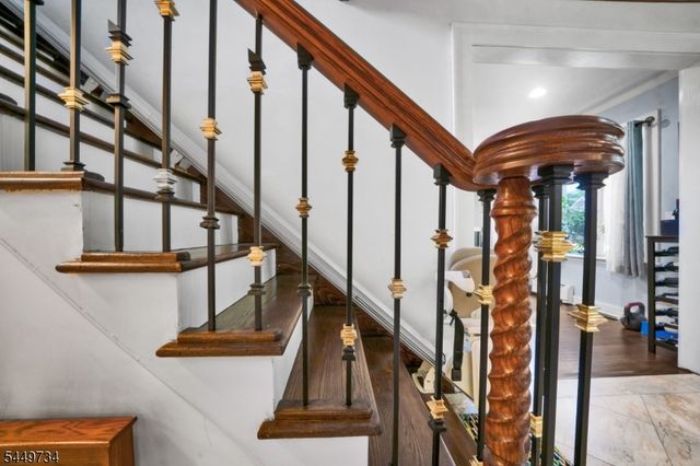 1010 Coolidge Rd, Elizabeth City, NJ 07208