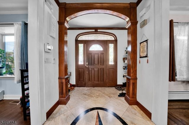 1010 Coolidge Rd, Elizabeth City, NJ 07208