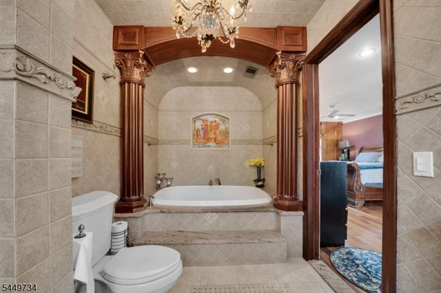 1010 Coolidge Rd, Elizabeth City, NJ 07208