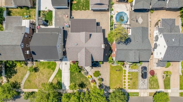 1010 Coolidge Rd, Elizabeth City, NJ 07208