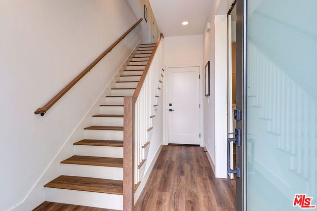 1445 S Redondo Boulevard, Los Angeles, CA 90019