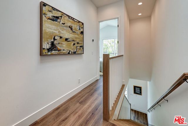 1445 S Redondo Boulevard, Los Angeles, CA 90019