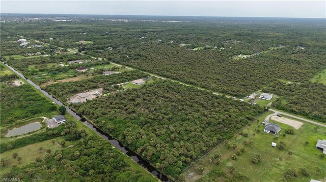 39th AVE NW, Naples, FL 34120
