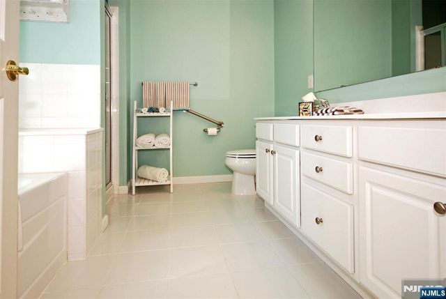 5 Slate Court A3, Woodland Park, NJ 07424