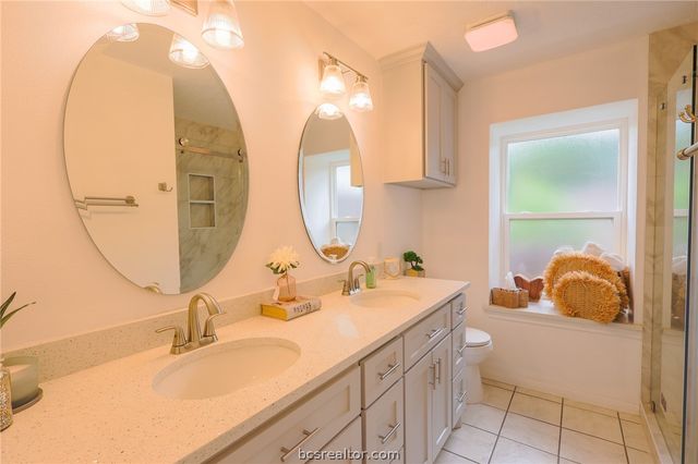 2004 Sandalwood Lane, Bryan, TX 77807