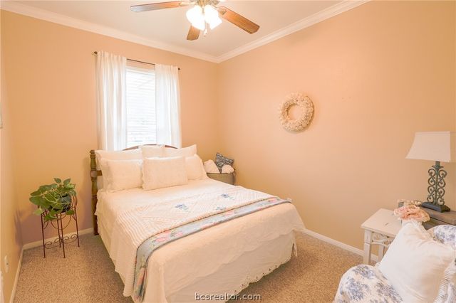 2004 Sandalwood Lane, Bryan, TX 77807