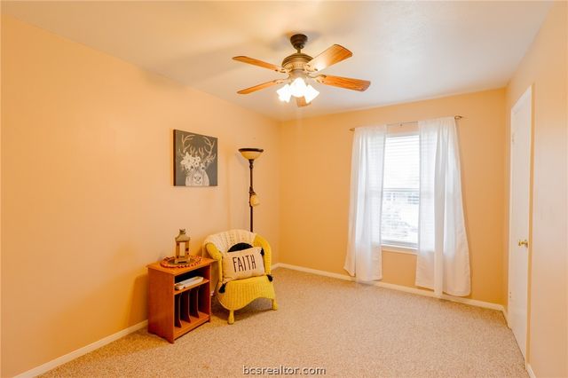 2004 Sandalwood Lane, Bryan, TX 77807