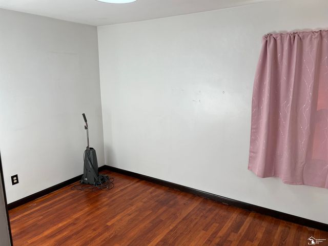 21617 Frazer Avenue, Southfield, MI 48075