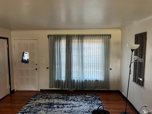 21617 Frazer Avenue, Southfield, MI 48075