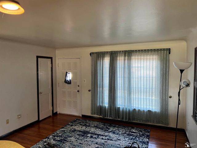 21617 Frazer Avenue, Southfield, MI 48075