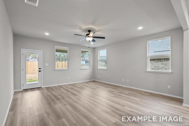 16638 Rosemary Ridge, Elmendorf, TX 78112