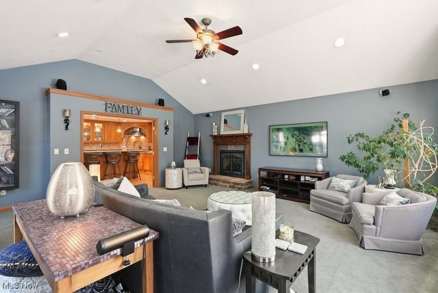 8546 Shorthorn Drive, Northfield, OH 44067