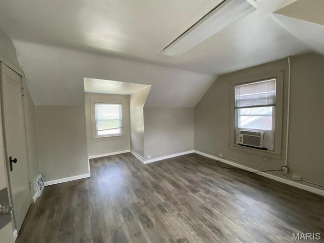 2218 W A Street, Belleville, IL 62226