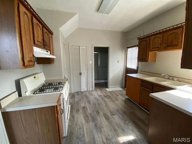 2218 W A Street, Belleville, IL 62226