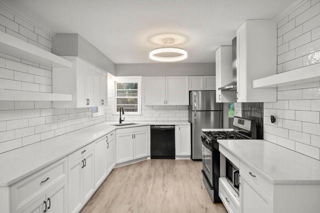 1712 W 66th Street, Richfield, MN 55423