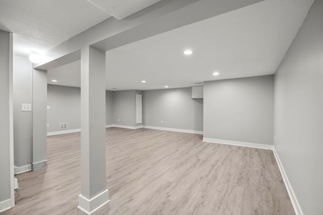 1712 W 66th Street, Richfield, MN 55423