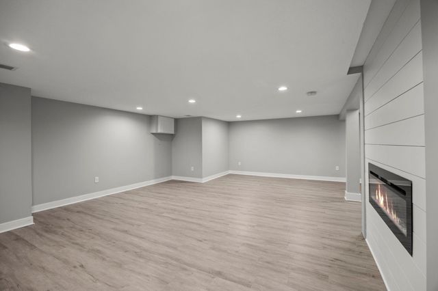 1712 W 66th Street, Richfield, MN 55423