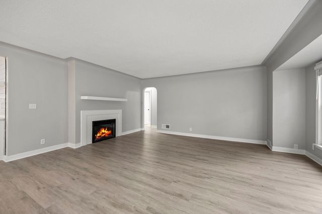 1712 W 66th Street, Richfield, MN 55423
