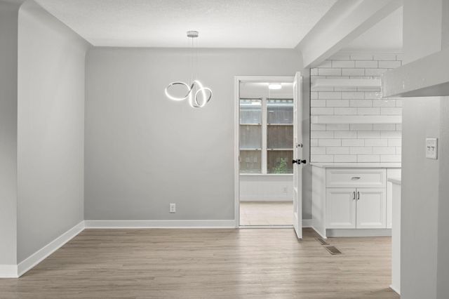 1712 W 66th Street, Richfield, MN 55423