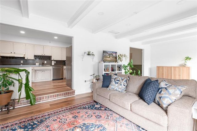 4213 Thalia DR, Virginia Beach, VA 23452