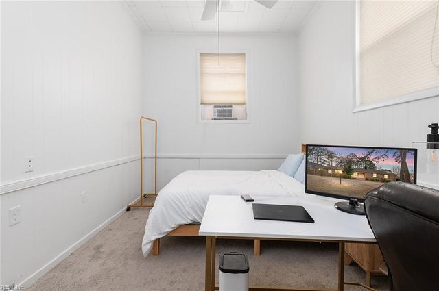 4213 Thalia DR, Virginia Beach, VA 23452