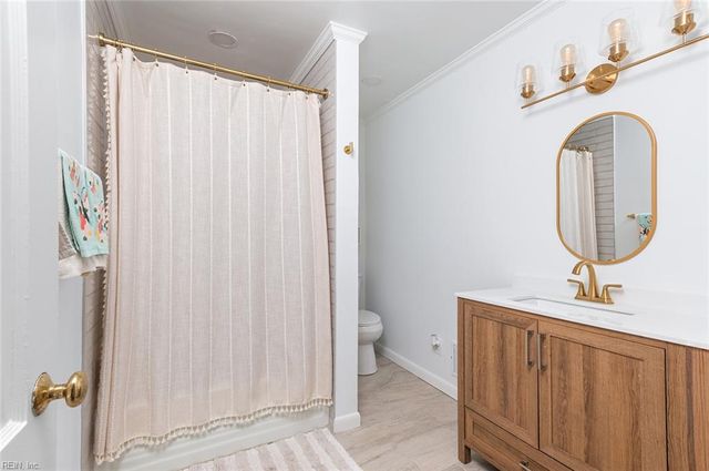 4213 Thalia DR, Virginia Beach, VA 23452