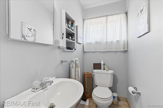 31711 Shawn Drive, Warren, MI 48088