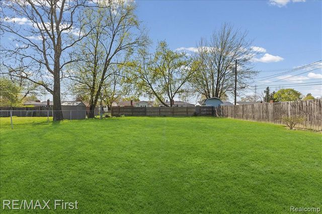 31711 Shawn Drive, Warren, MI 48088