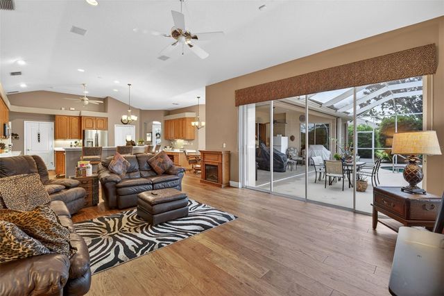 4940 BRIDGEHAMPTON BOULEVARD, Sarasota, FL 34238