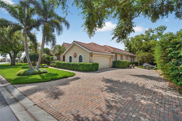 4940 BRIDGEHAMPTON BOULEVARD, Sarasota, FL 34238