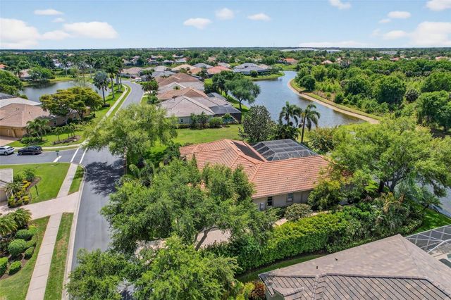 4940 BRIDGEHAMPTON BOULEVARD, Sarasota, FL 34238