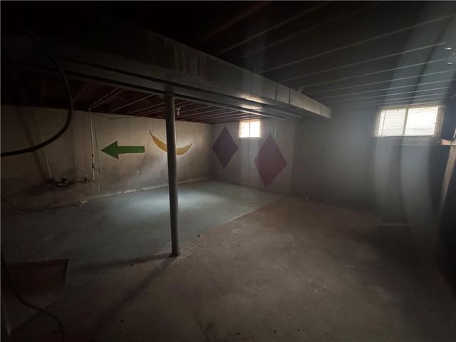 8813 E 111th Street, Kansas City, MO 64134