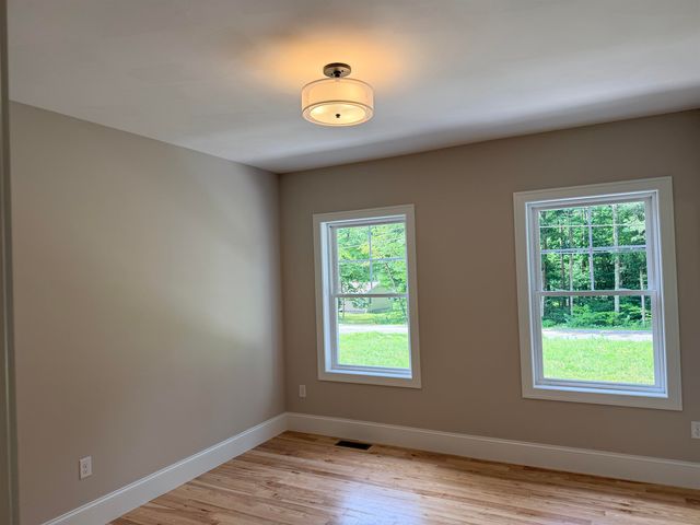 105 Seaverns Bridge Road, Merrimack, NH 03054