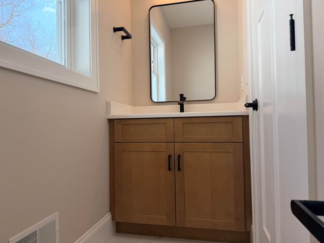 105 Seaverns Bridge Road, Merrimack, NH 03054