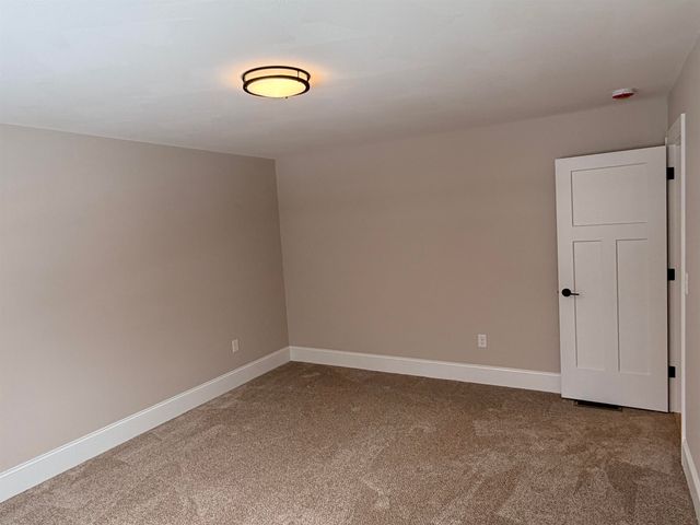 105 Seaverns Bridge Road, Merrimack, NH 03054