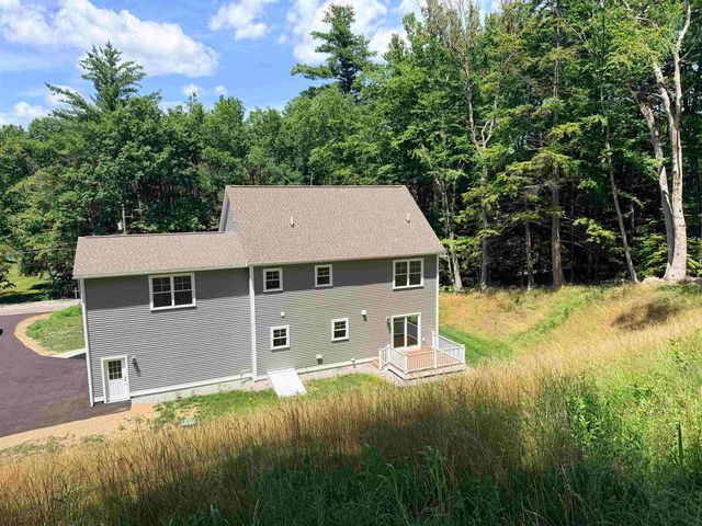 105 Seaverns Bridge Road, Merrimack, NH 03054