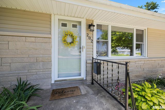 202 DEVONSHIRE Road, Washington, IL 61571