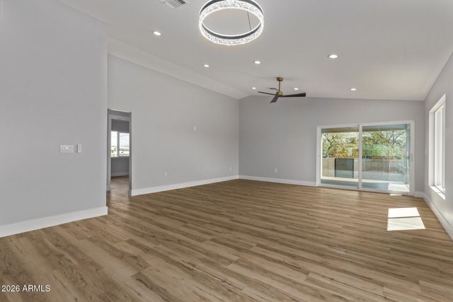 1645 S 29TH Avenue, Phoenix, AZ 85009