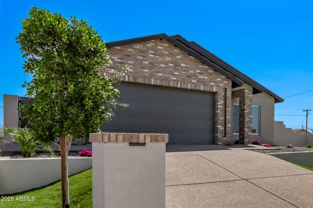 1645 S 29TH Avenue, Phoenix, AZ 85009