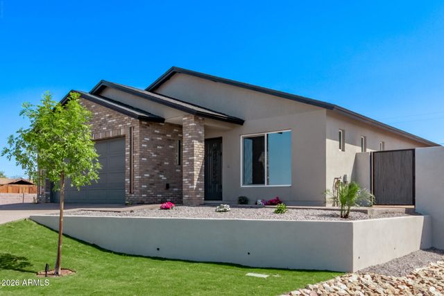 1645 S 29TH Avenue, Phoenix, AZ 85009