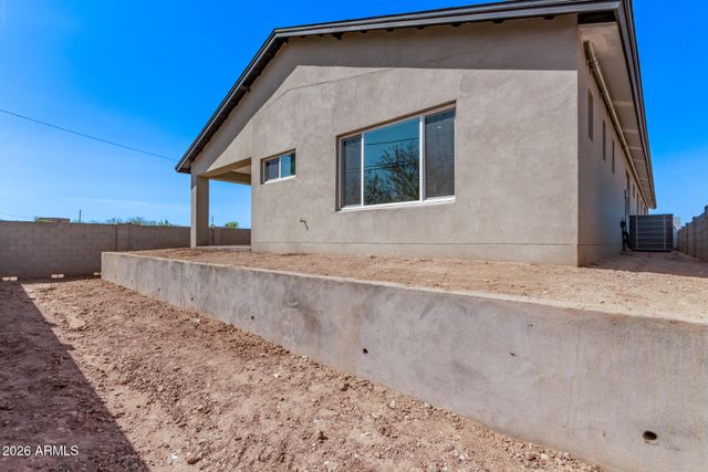 1645 S 29TH Avenue, Phoenix, AZ 85009